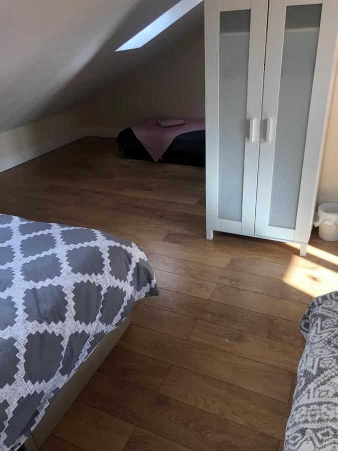 Big Room Rusholme With Tv And Private Bathroom-Parking&Wifi แมนเชสเตอร์ ภายนอก รูปภาพ